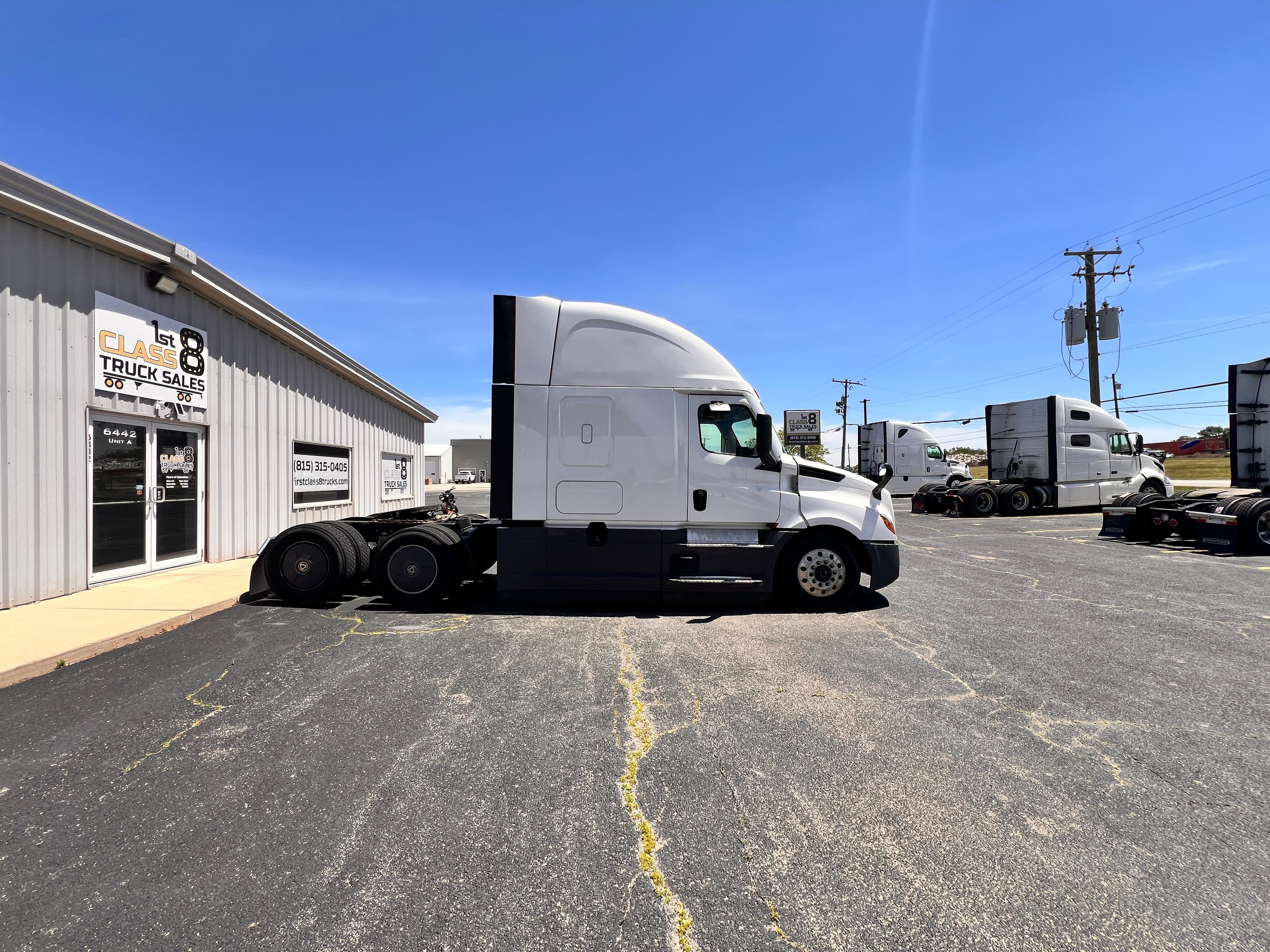 2022 Freightliner Cascadia 126