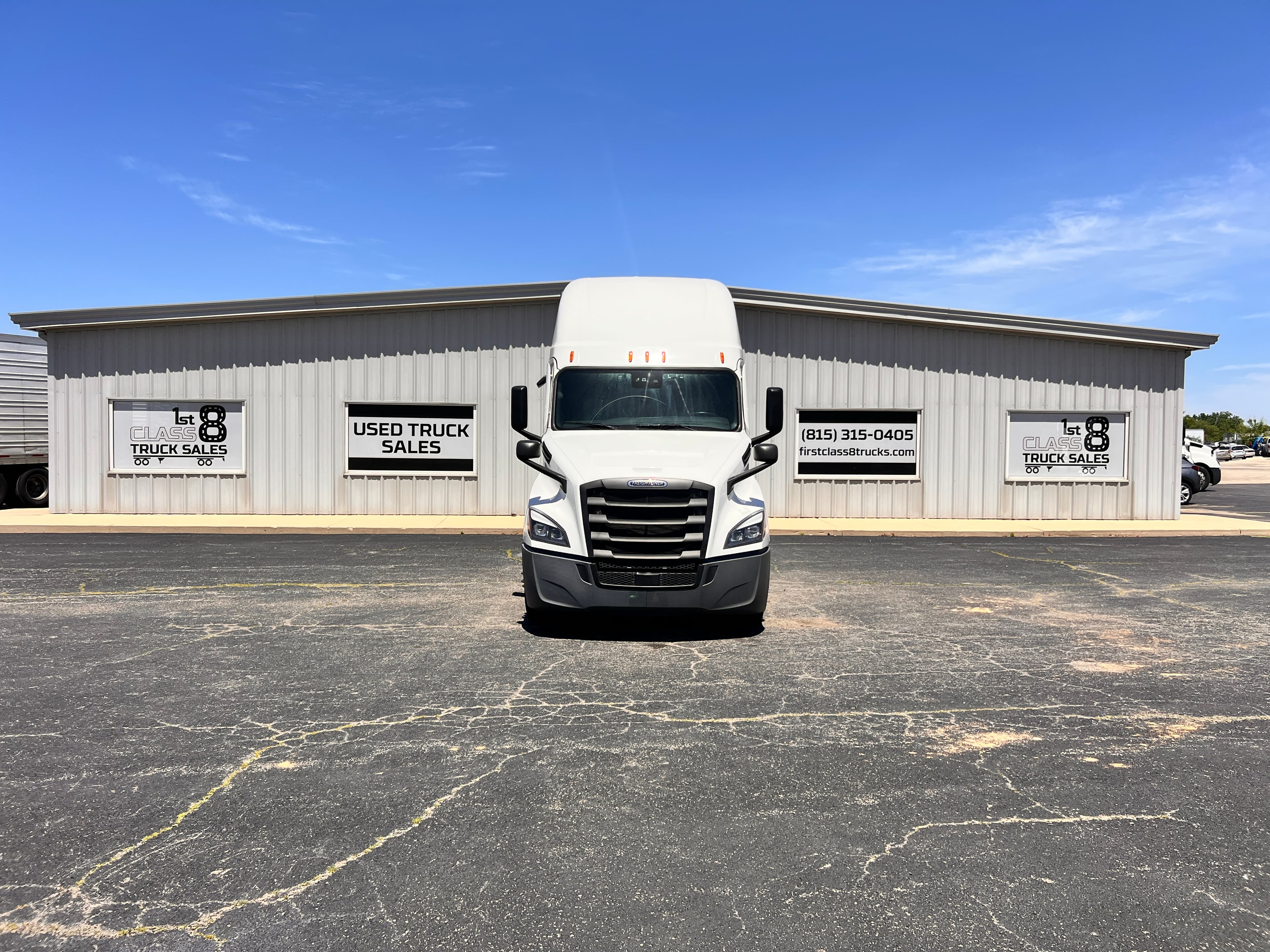 2022 Freightliner Cascadia 126