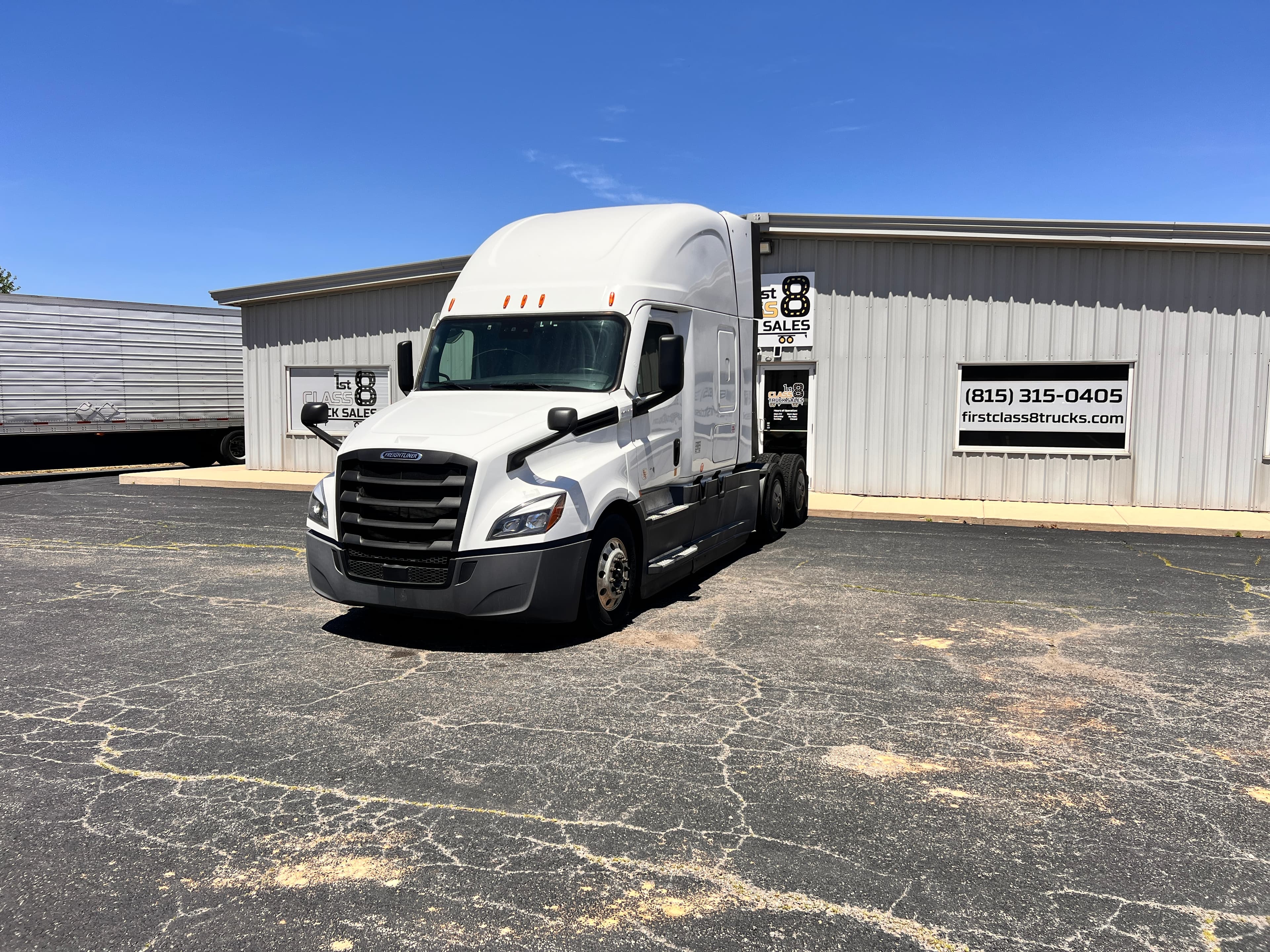 2022 Freightliner Cascadia 126