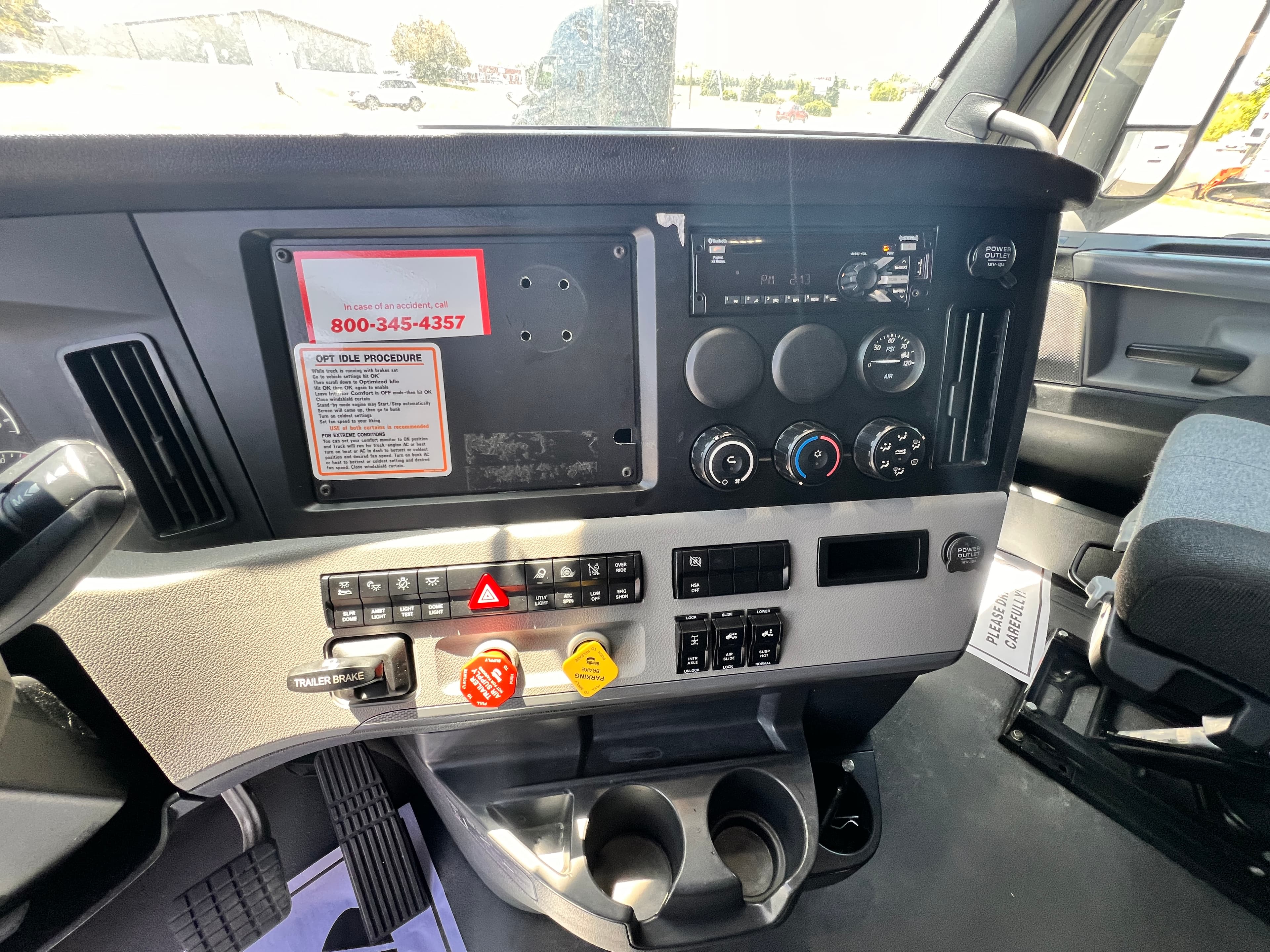 2022 Freightliner Cascadia 126
