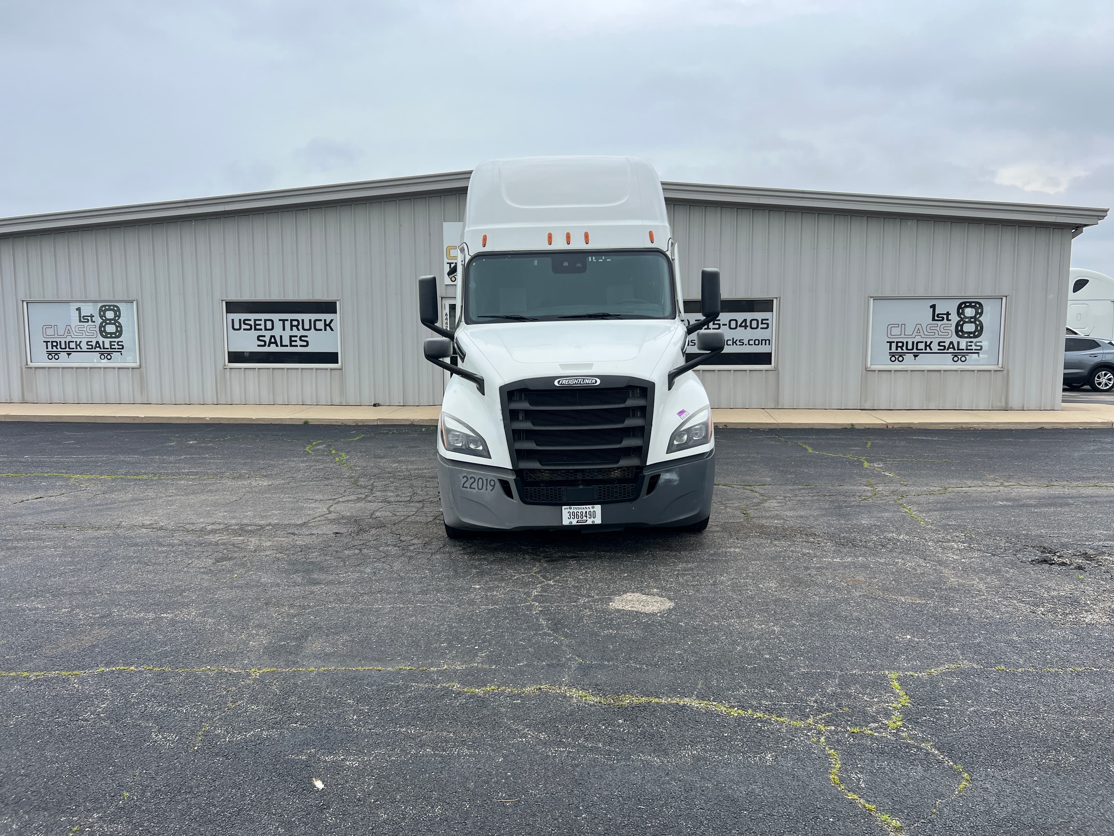 2022 Freightliner Cascadia 126