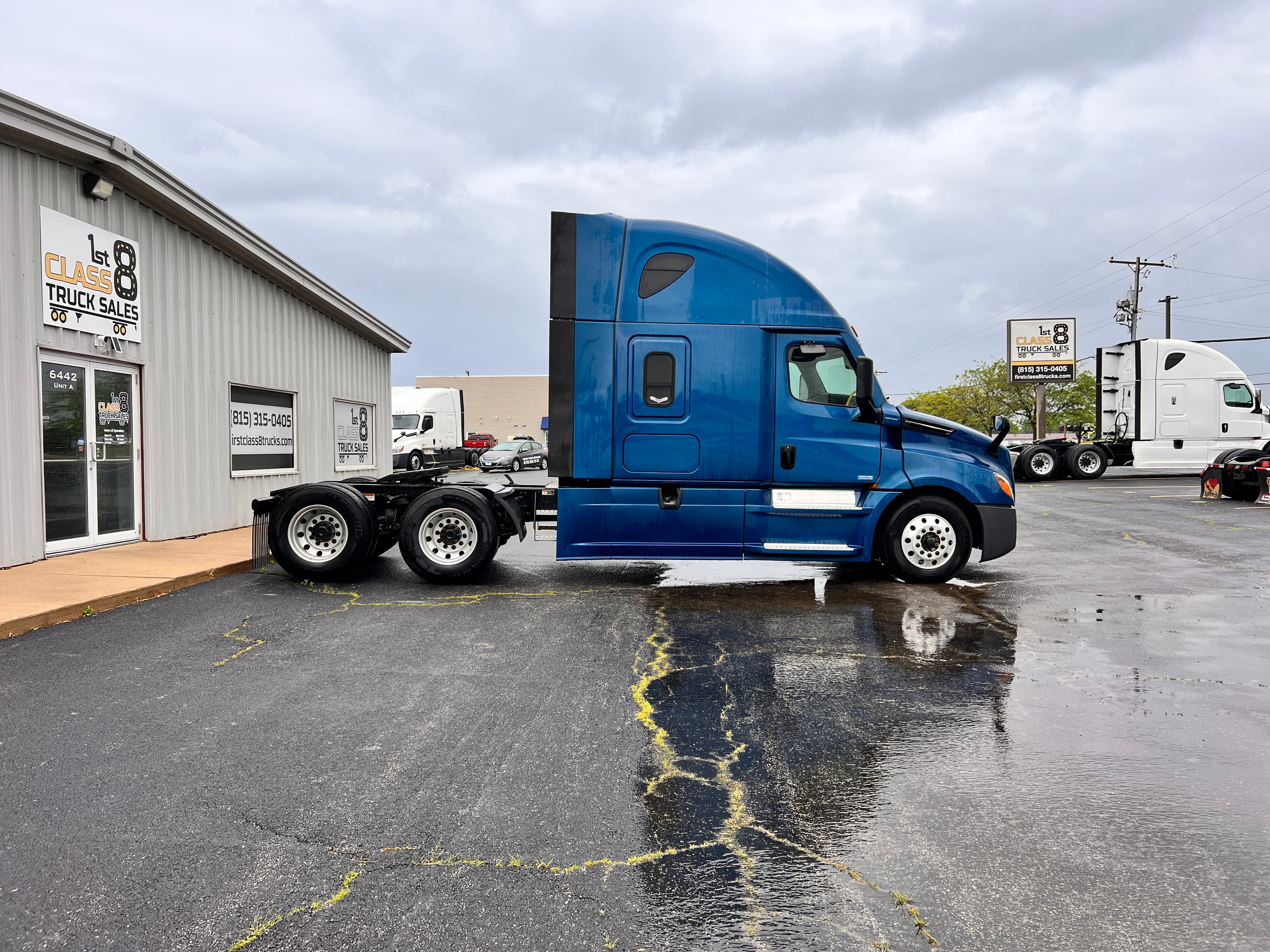 2020 Freightliner Cascadia 126