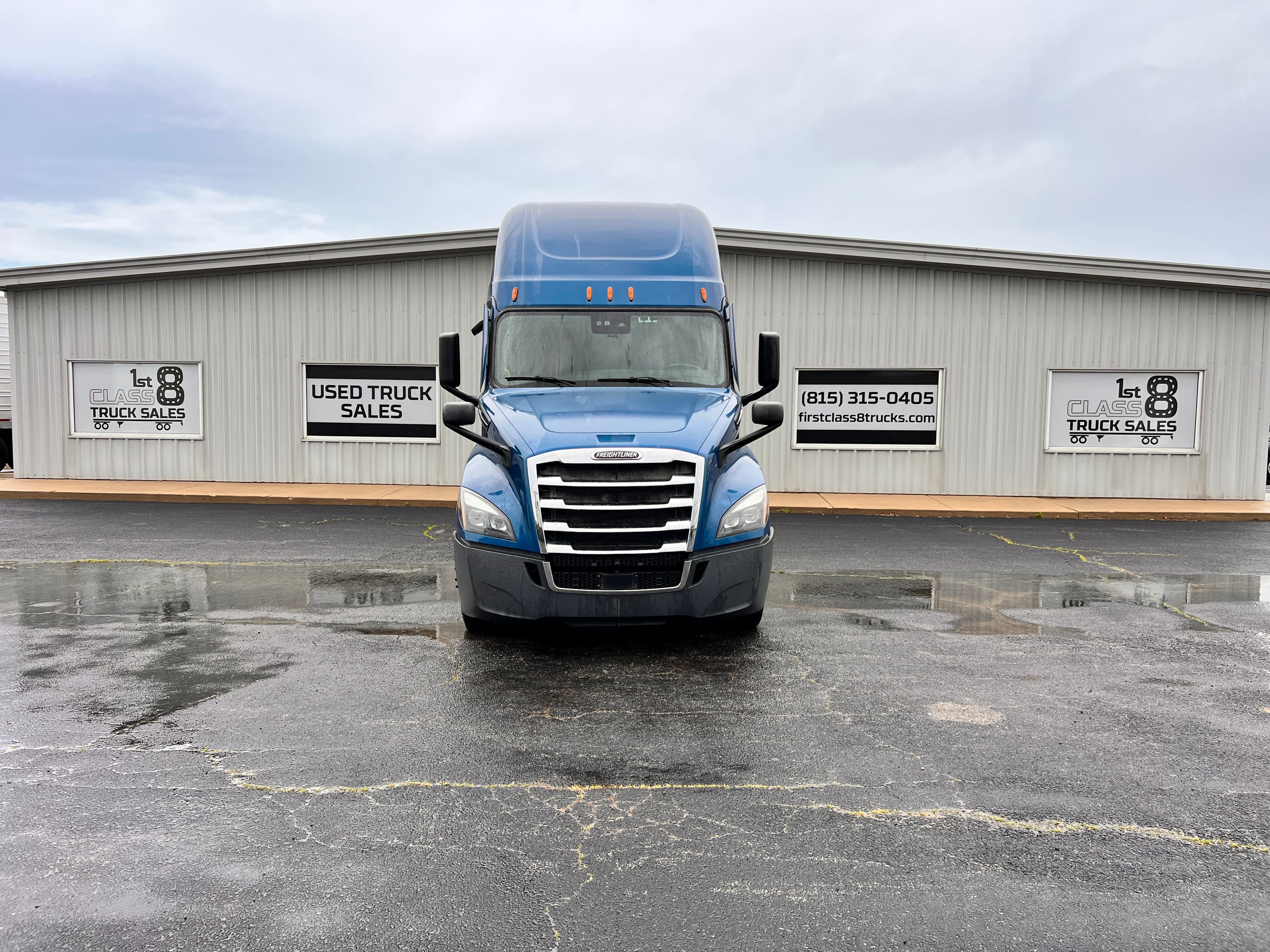 2020 Freightliner Cascadia 126