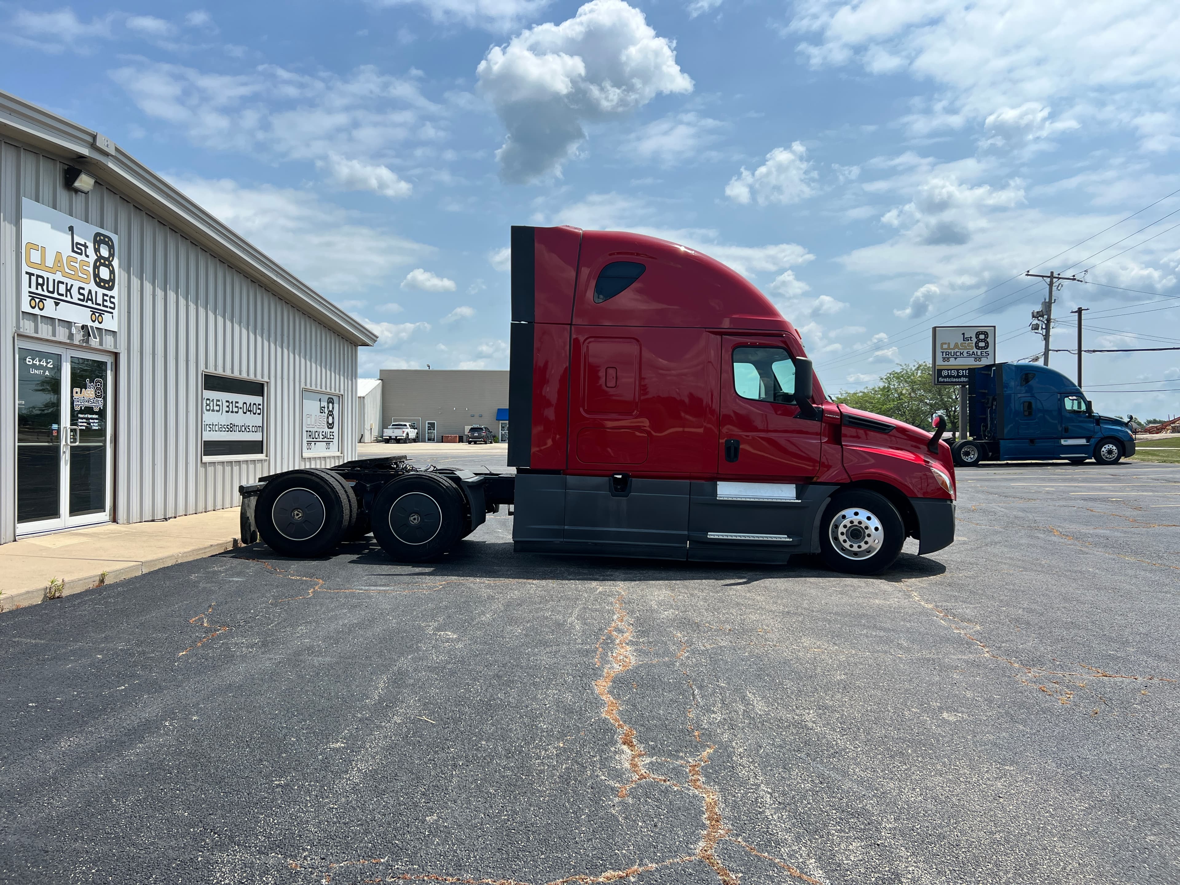 2022 Freightliner Cascadia 126