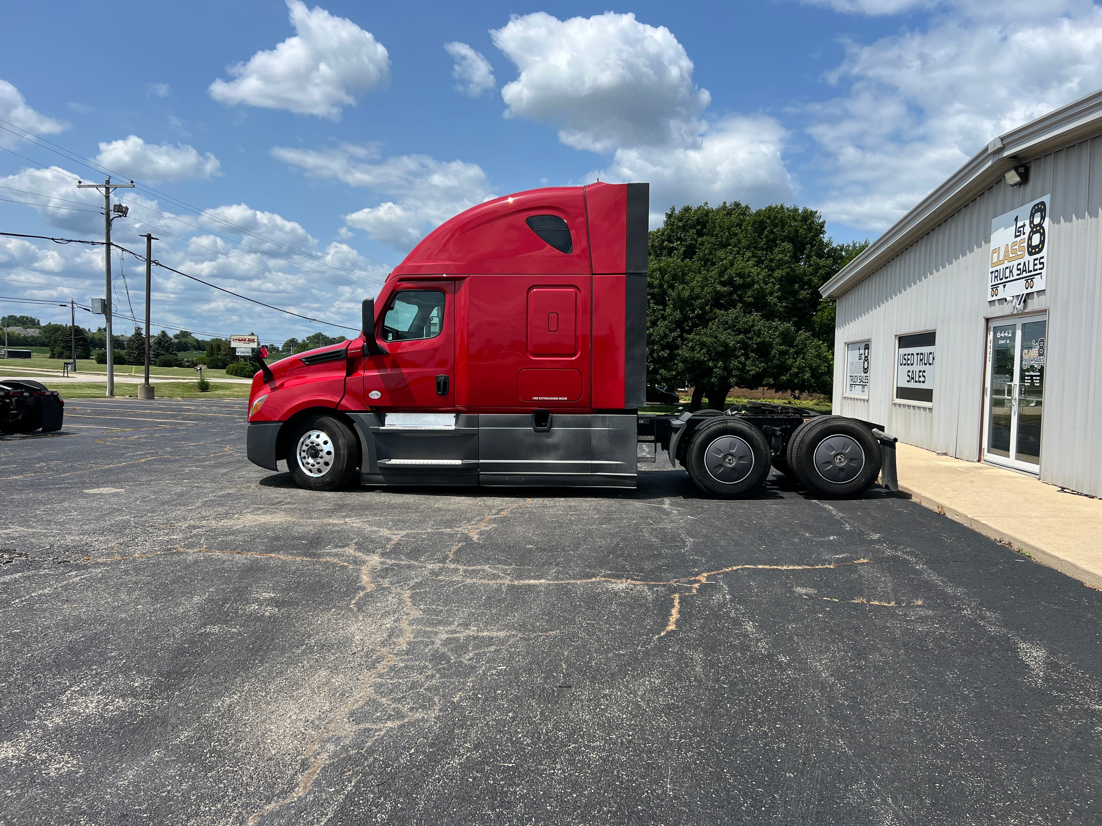 2022 Freightliner Cascadia 126