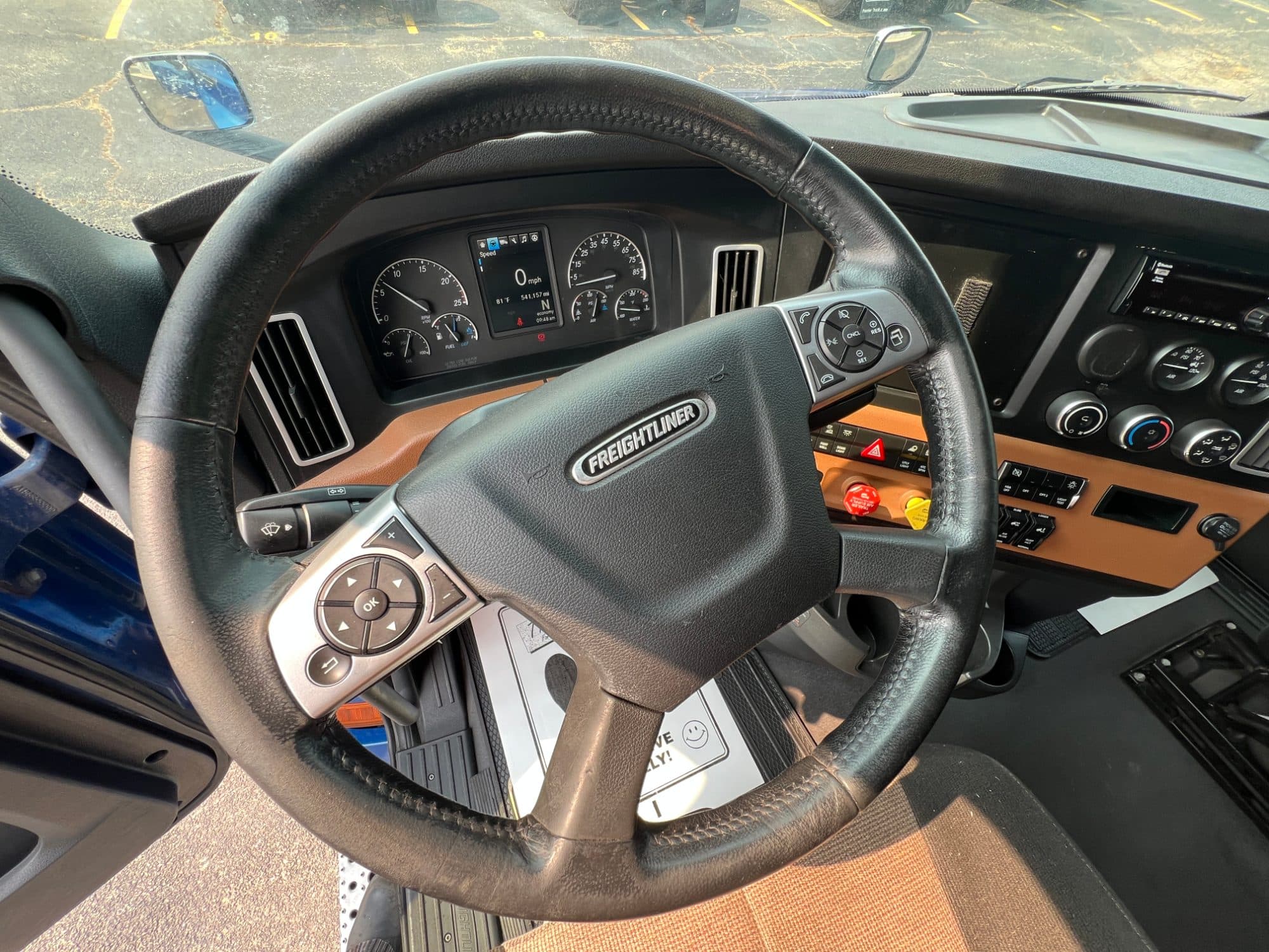 2022 Freightliner Cascadia 126