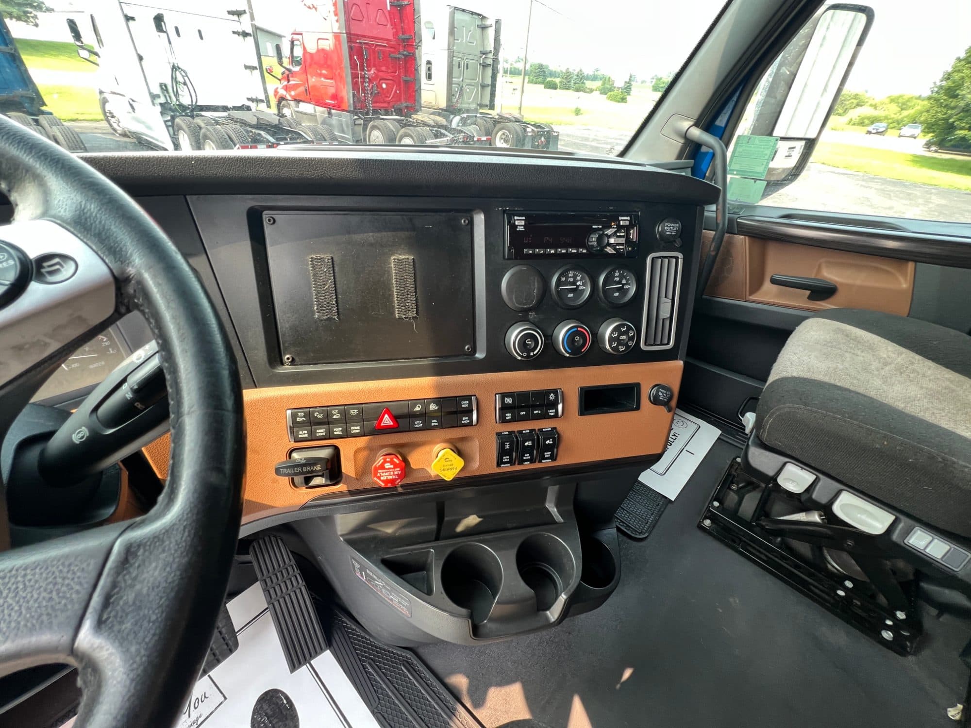 2022 Freightliner Cascadia 126