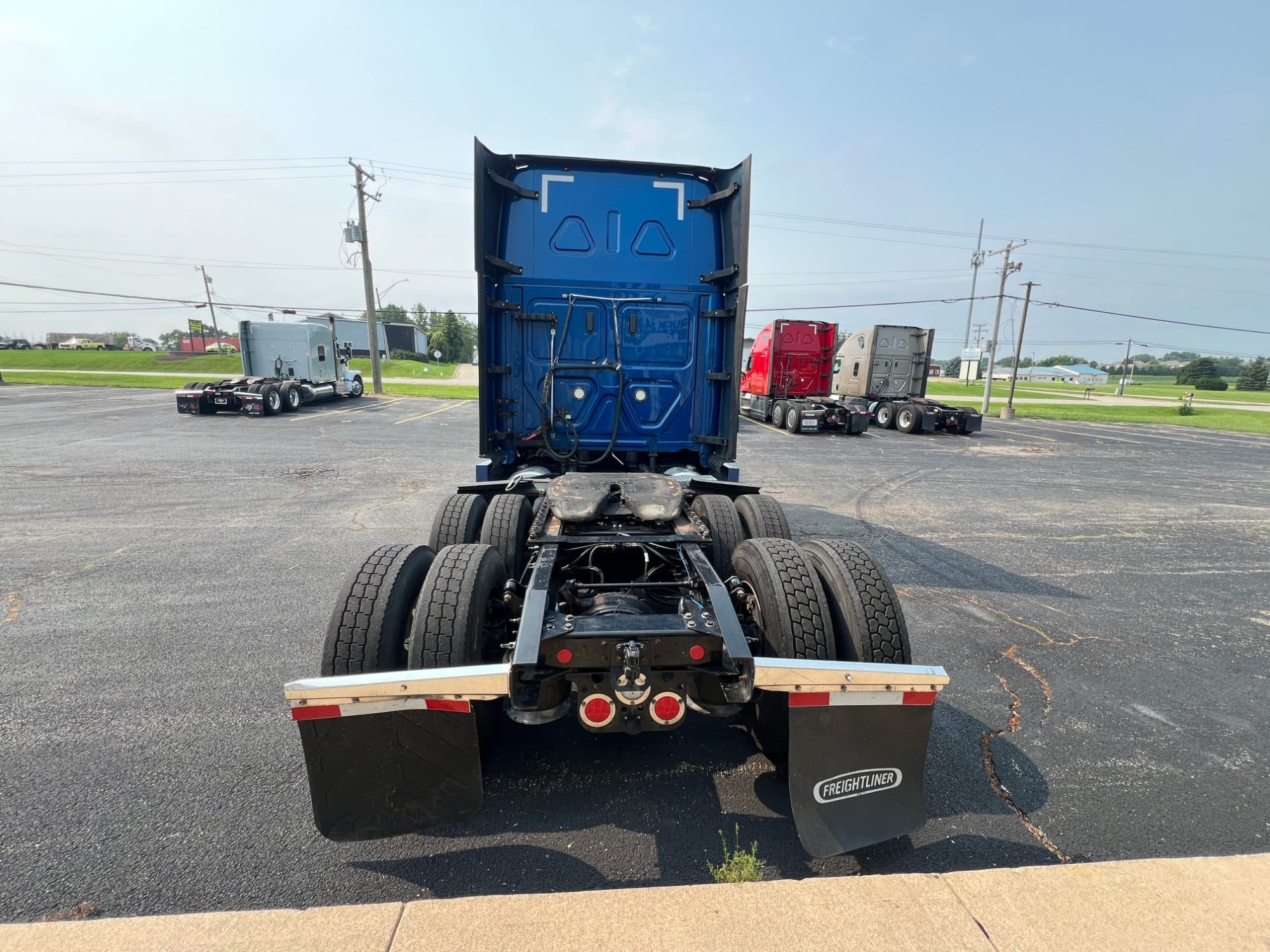 2022 Freightliner Cascadia 126