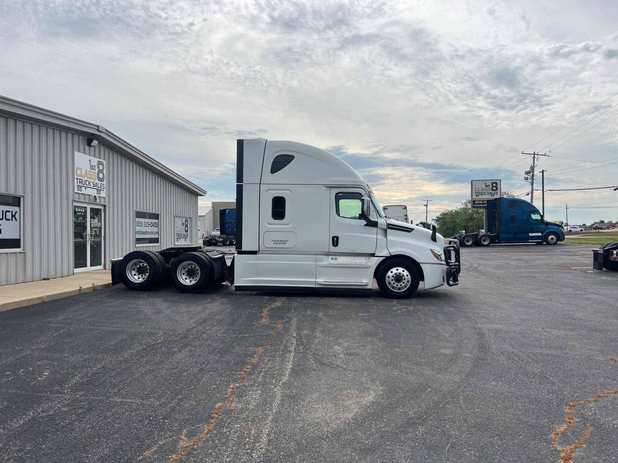 2022 Freightliner Cascadia 126