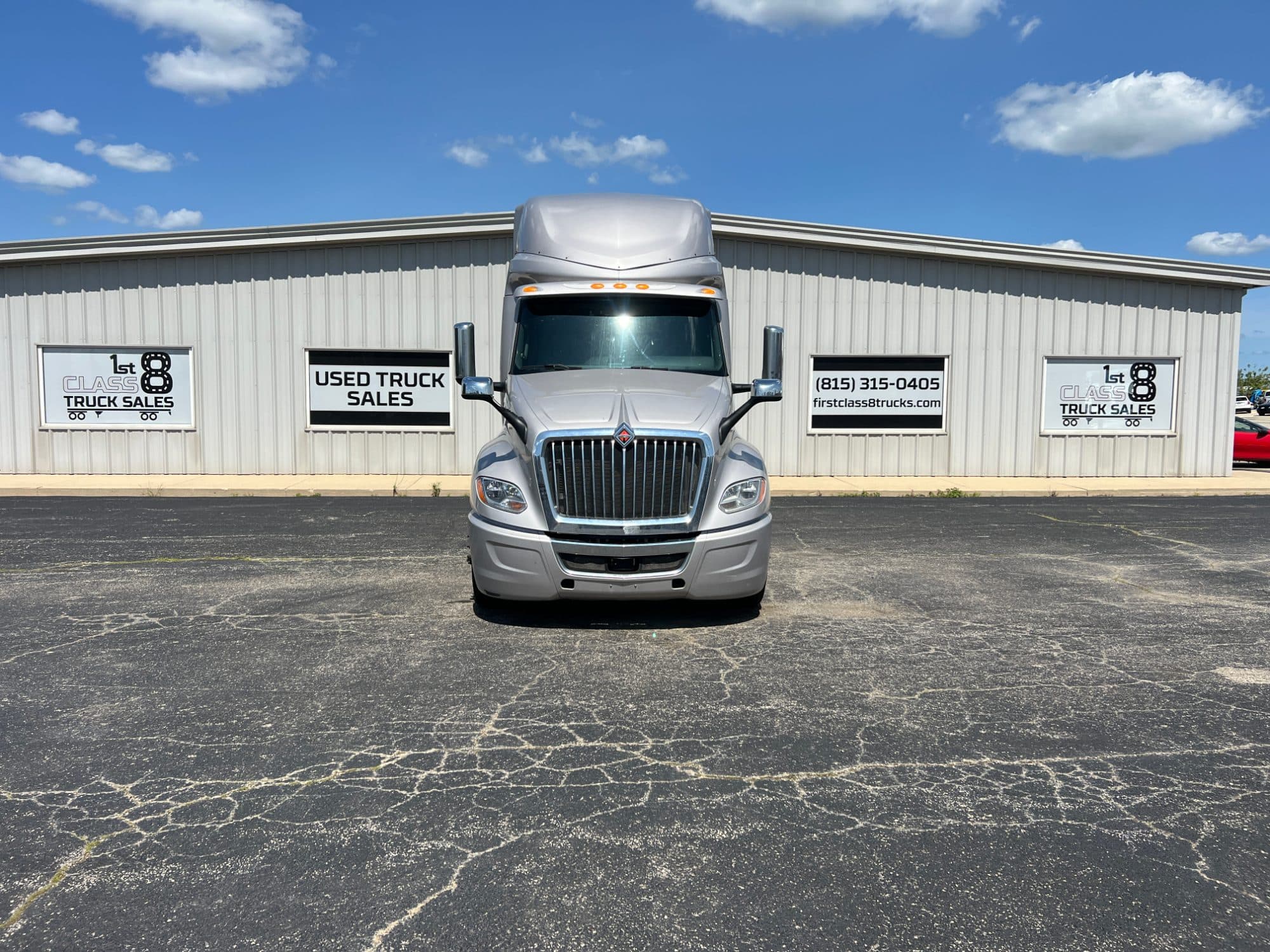 2021 International LT625