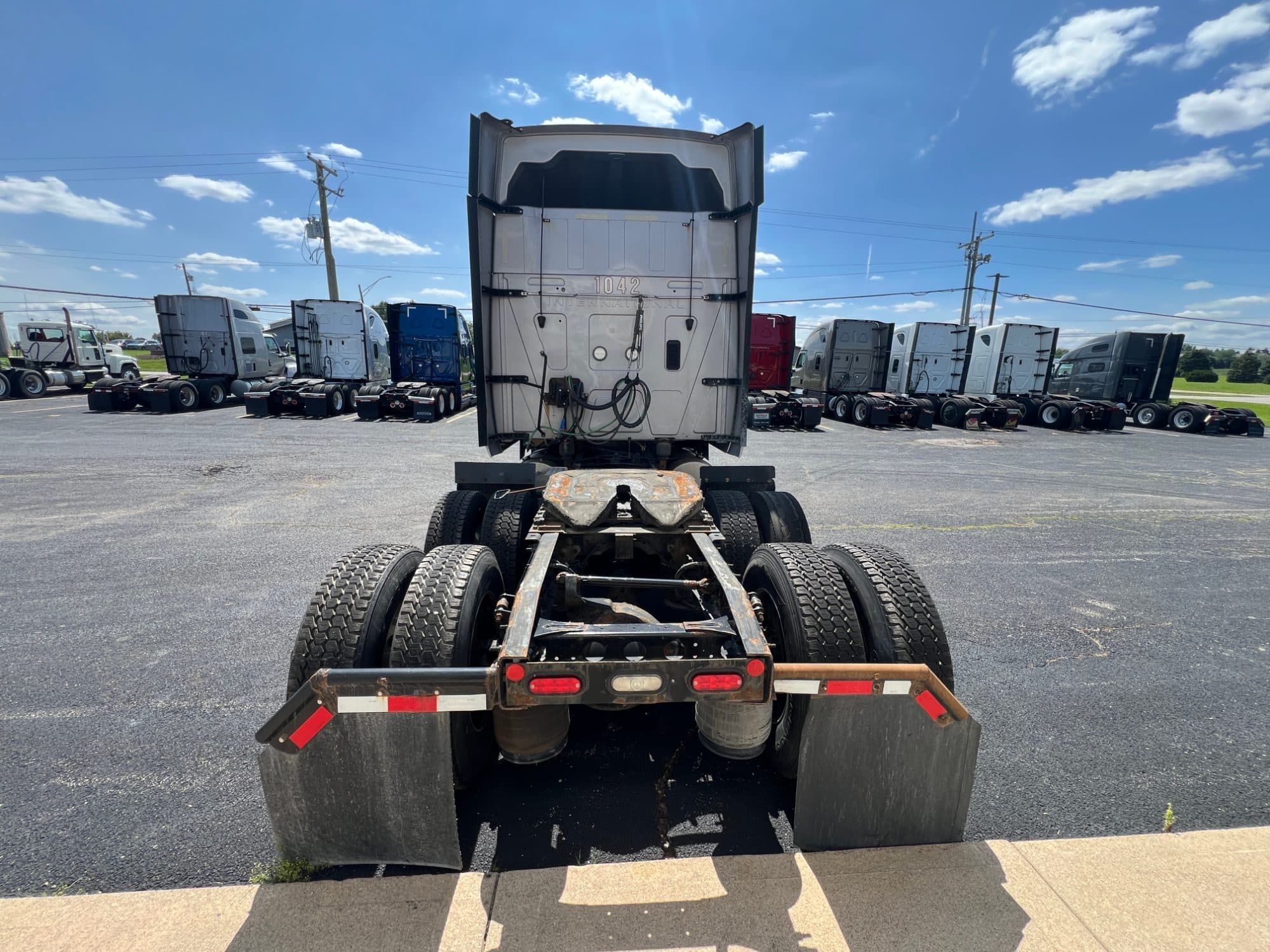 2021 International LT625