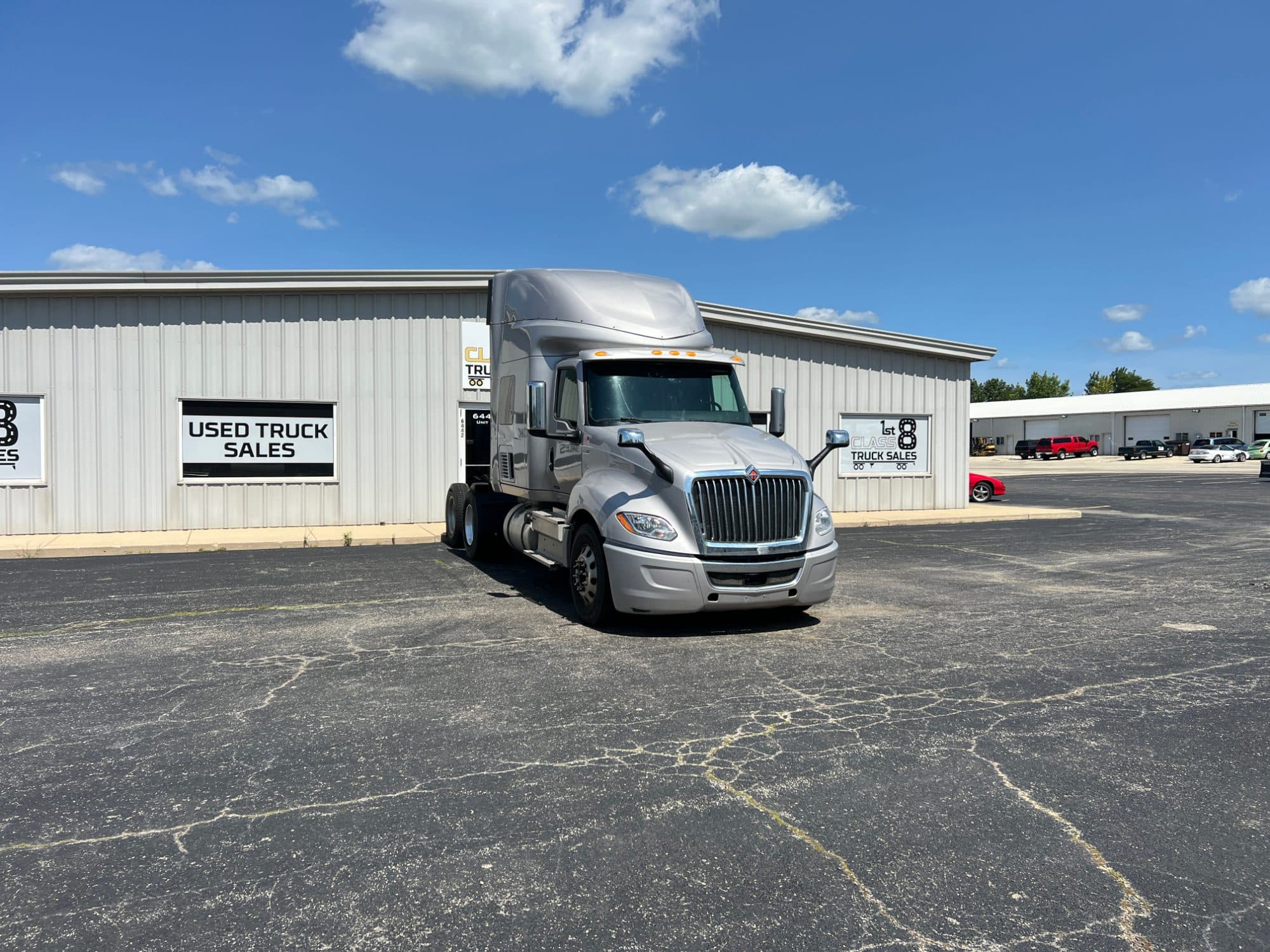 2021 International LT625