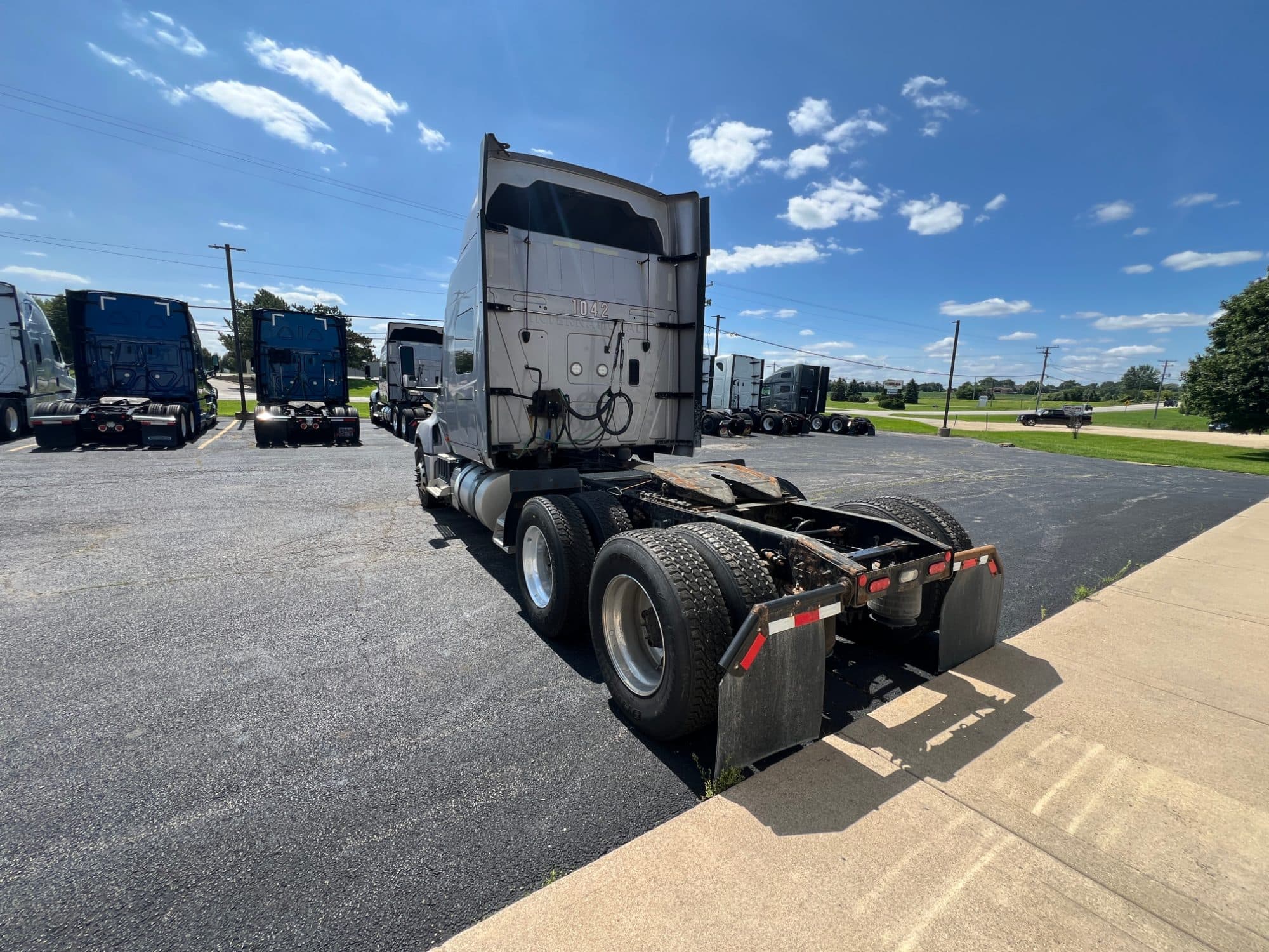 2021 International LT625