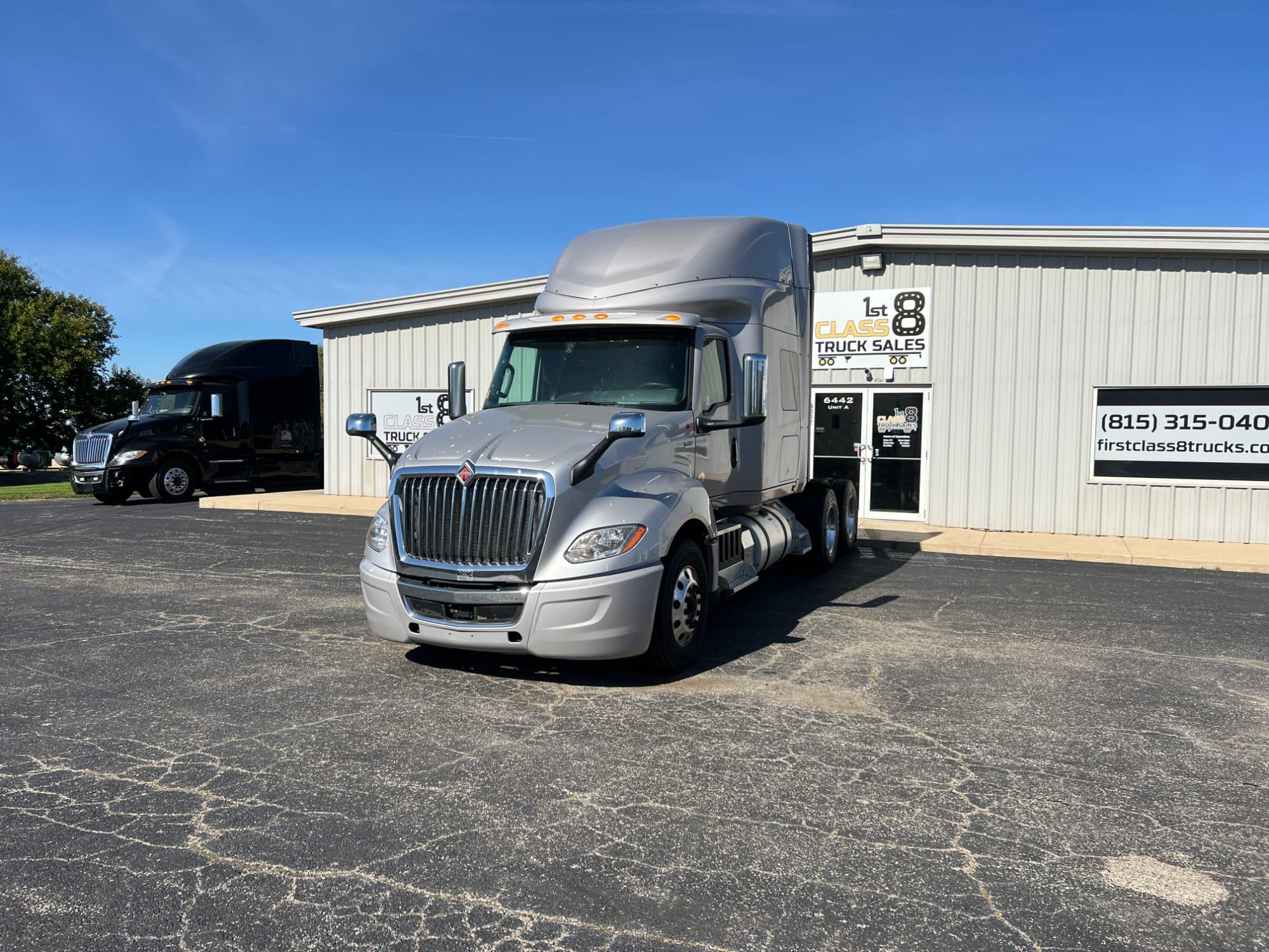 2021 International LT625