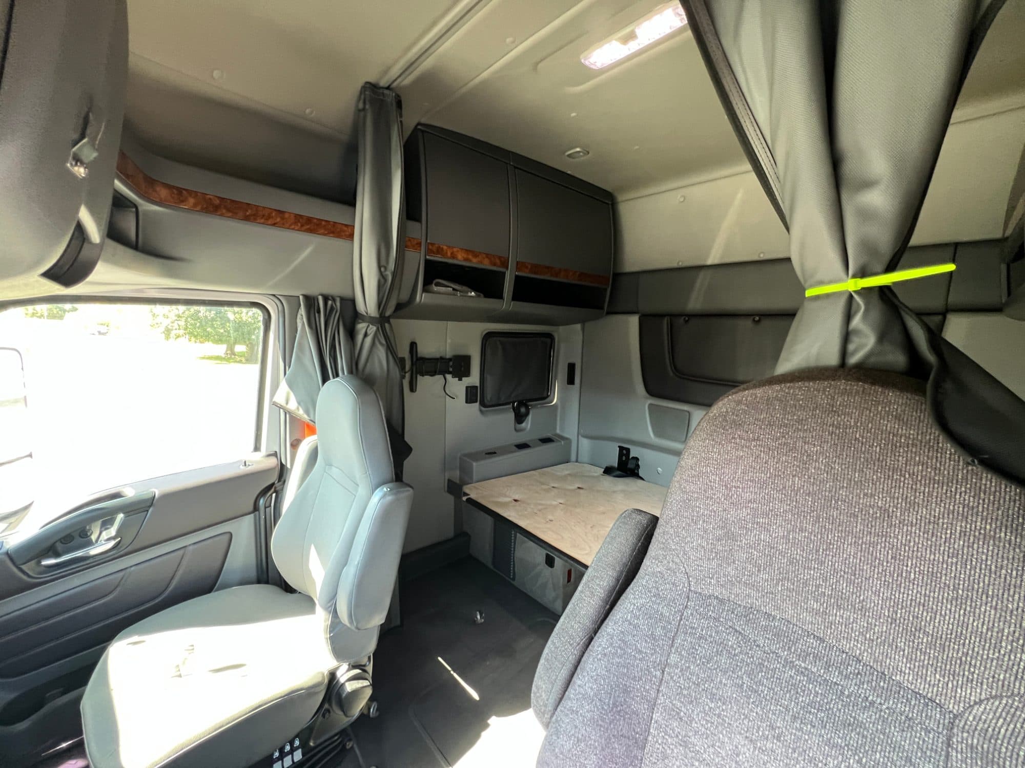2021 International LT625