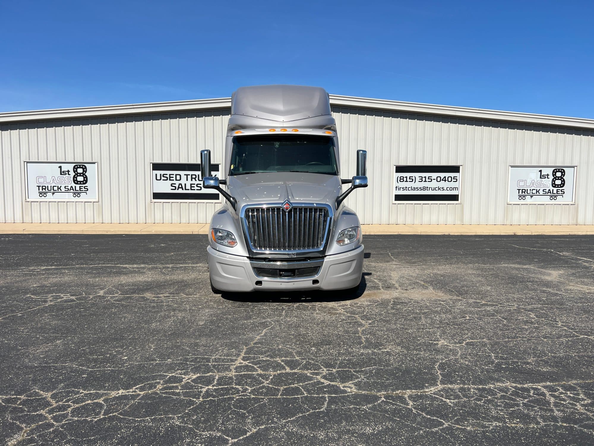 2021 International LT625