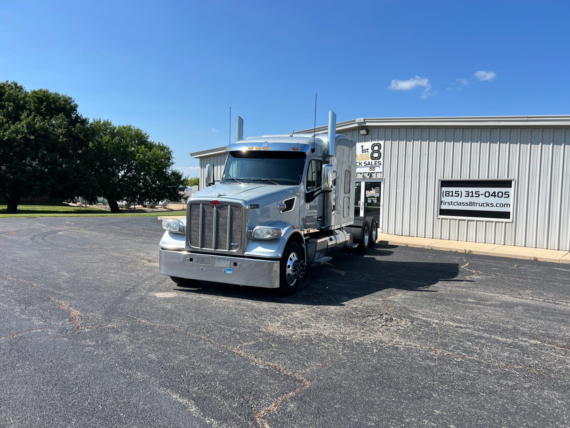 2020 Peterbilt 567