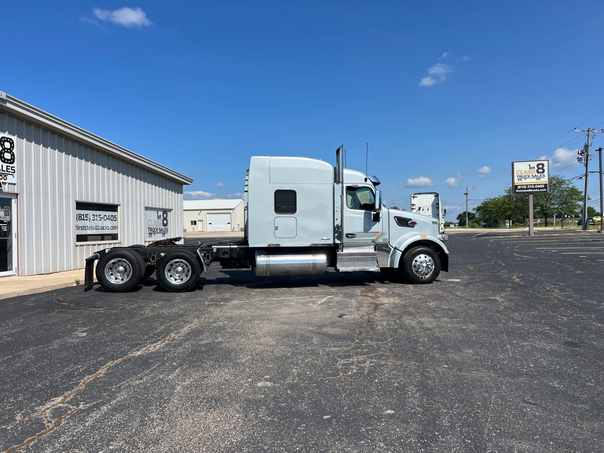 2020 Peterbilt 567