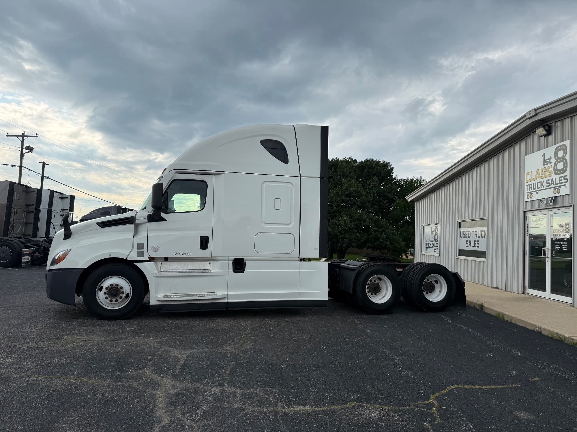 2022 Freightliner Cascadia 126