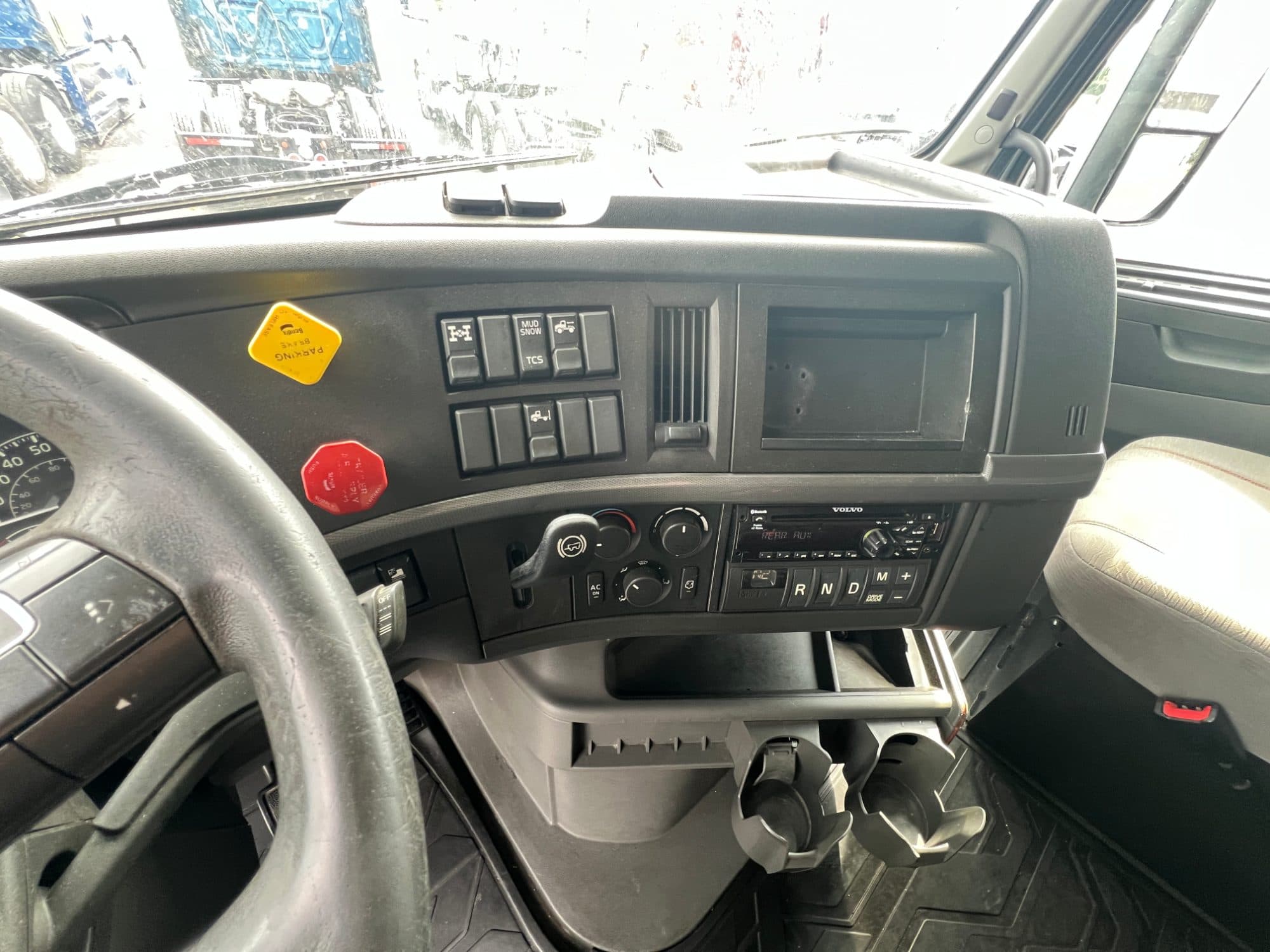 2021 Volvo VNL760