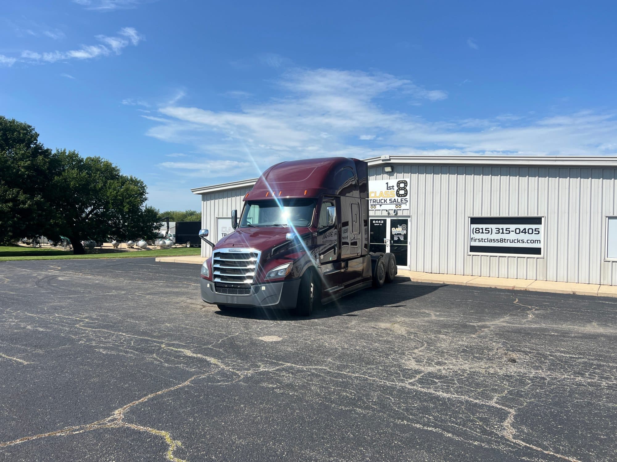 2021 Freightliner Cascadia 126