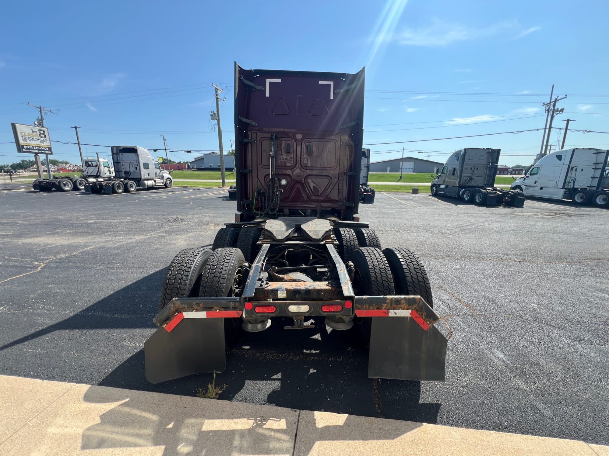 2021 Freightliner Cascadia 126
