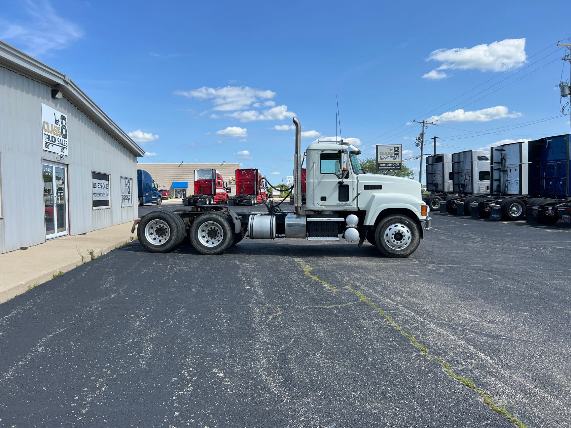 2015 Mack Pinnacle