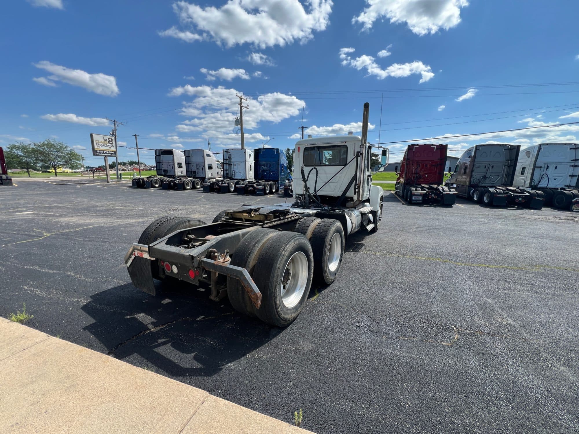 2015 Mack Pinnacle