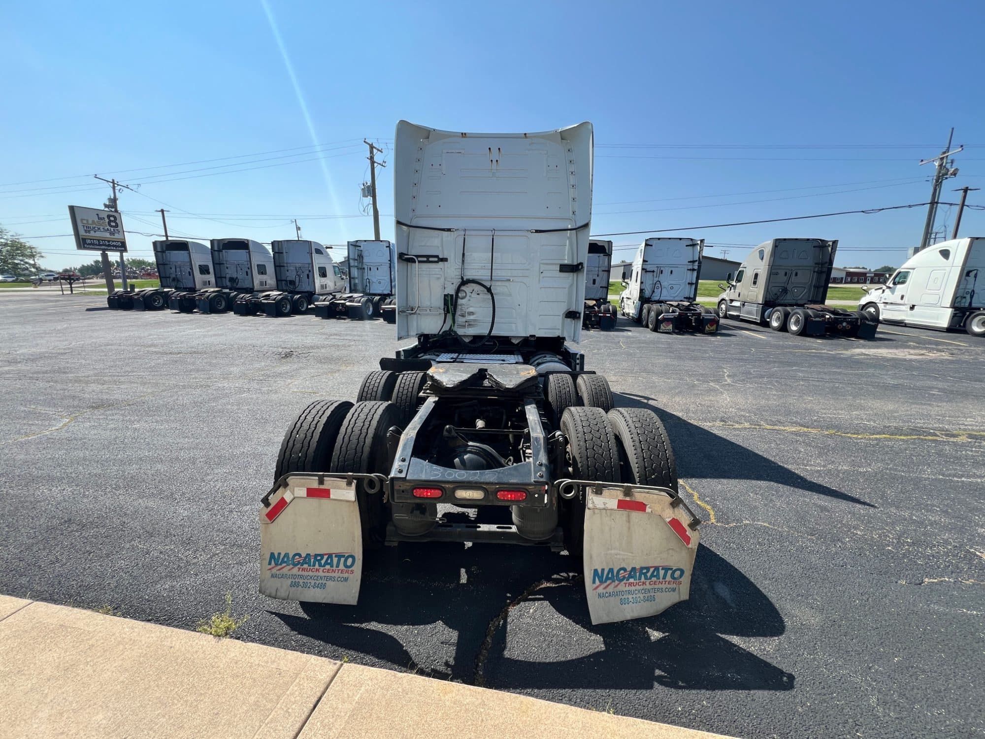 2020 Volvo VNL760