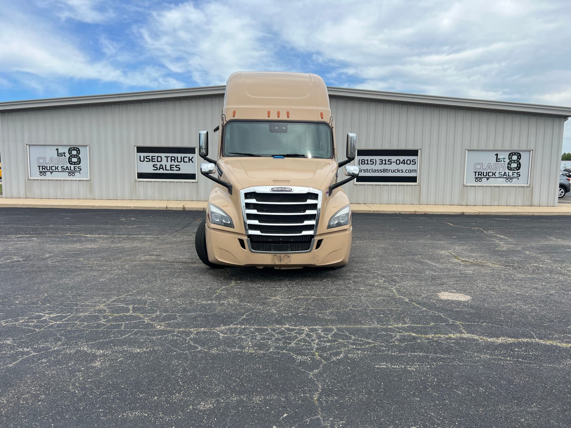 2023 Freightliner Cascadia 126