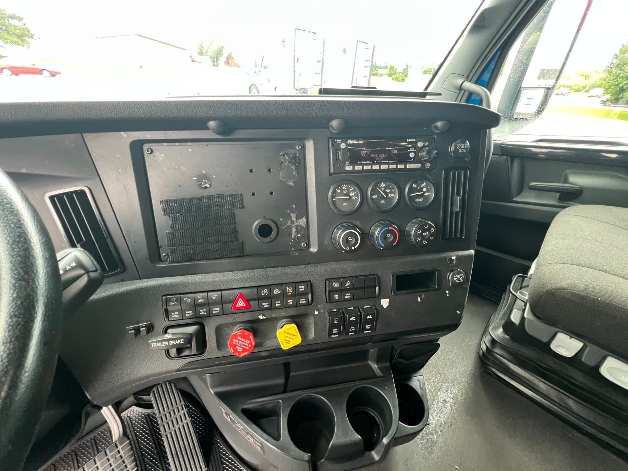 2023 Freightliner Cascadia 126