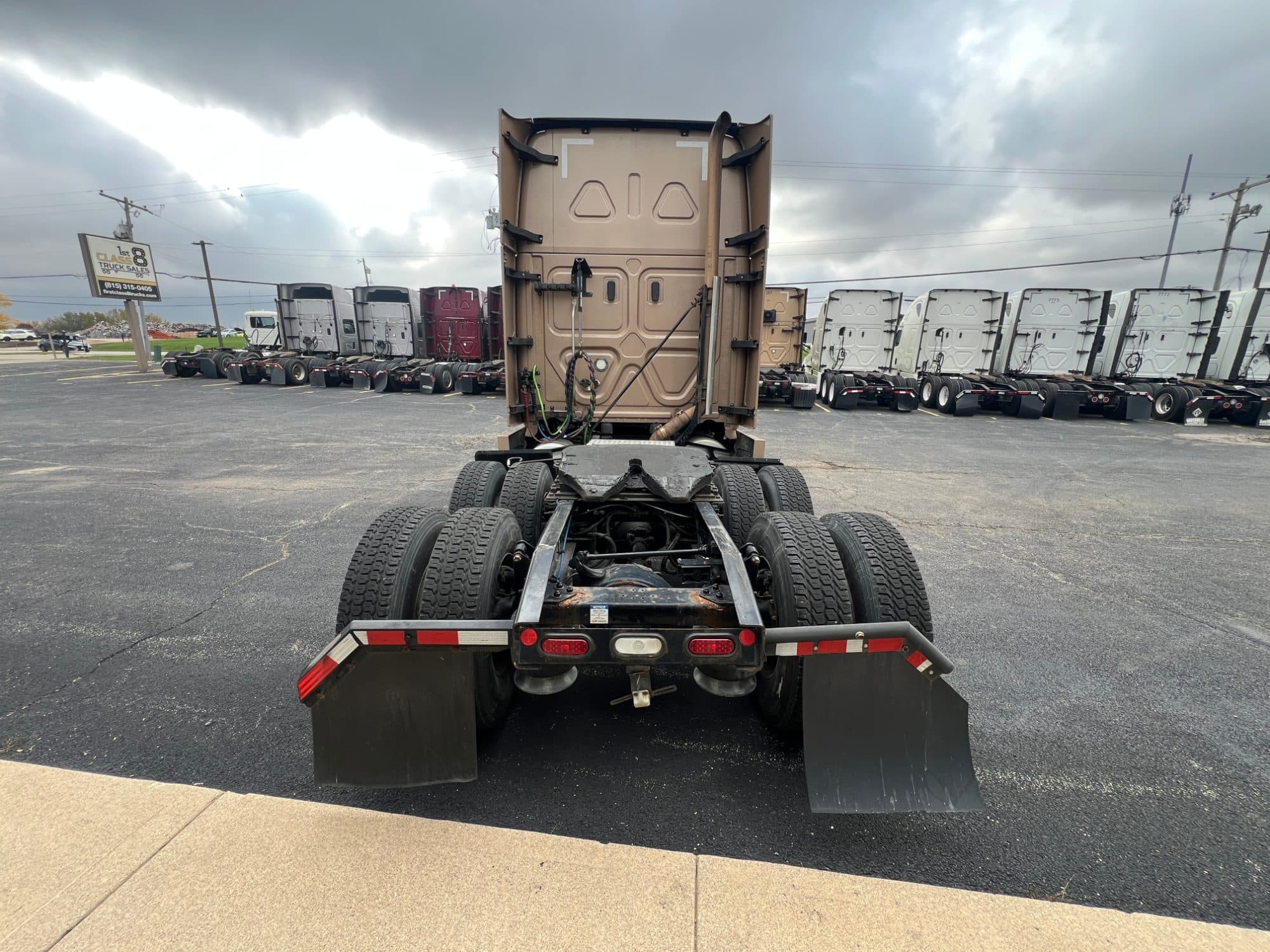 2022 Freightliner Cascadia 126