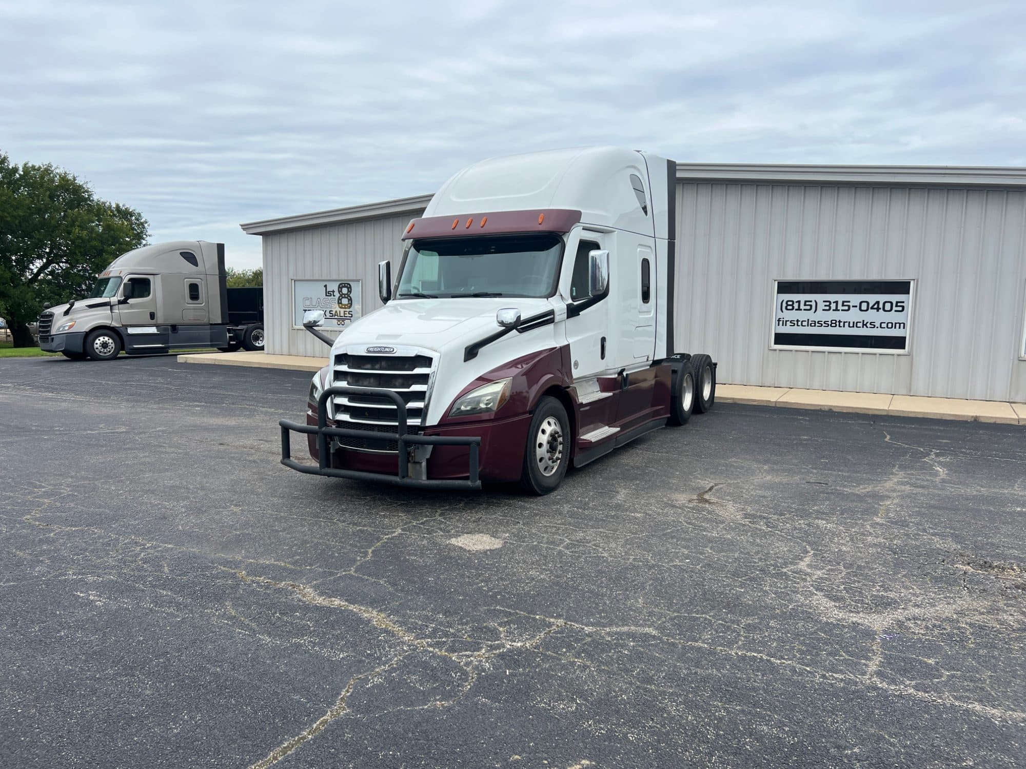 2020 Freightliner Cascadia 126