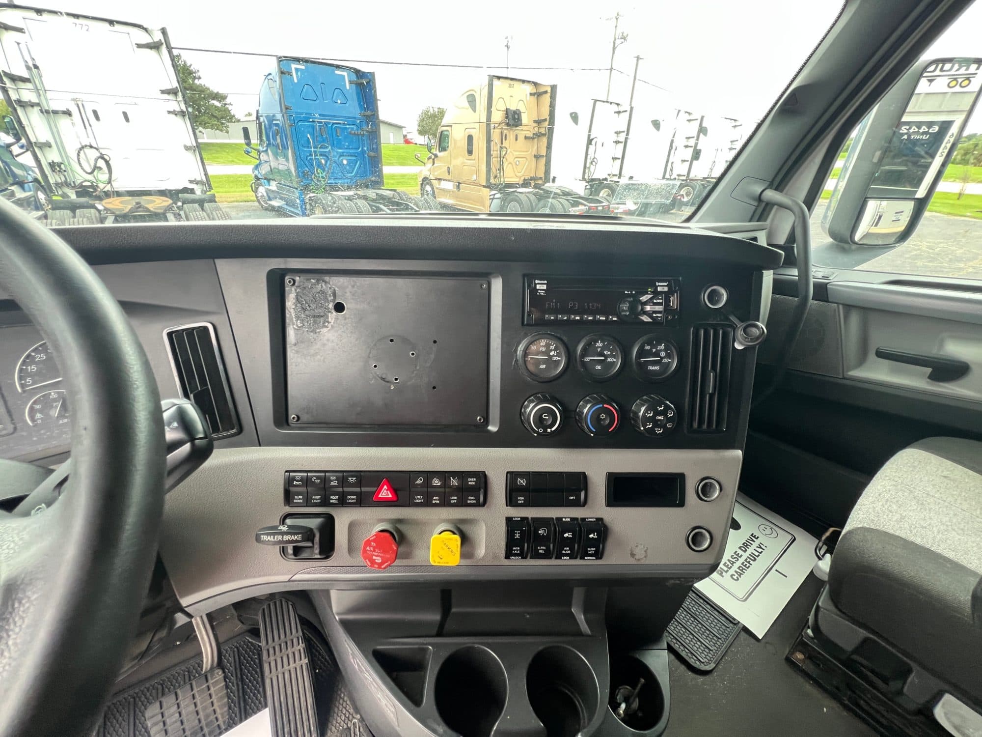 2020 Freightliner Cascadia 126
