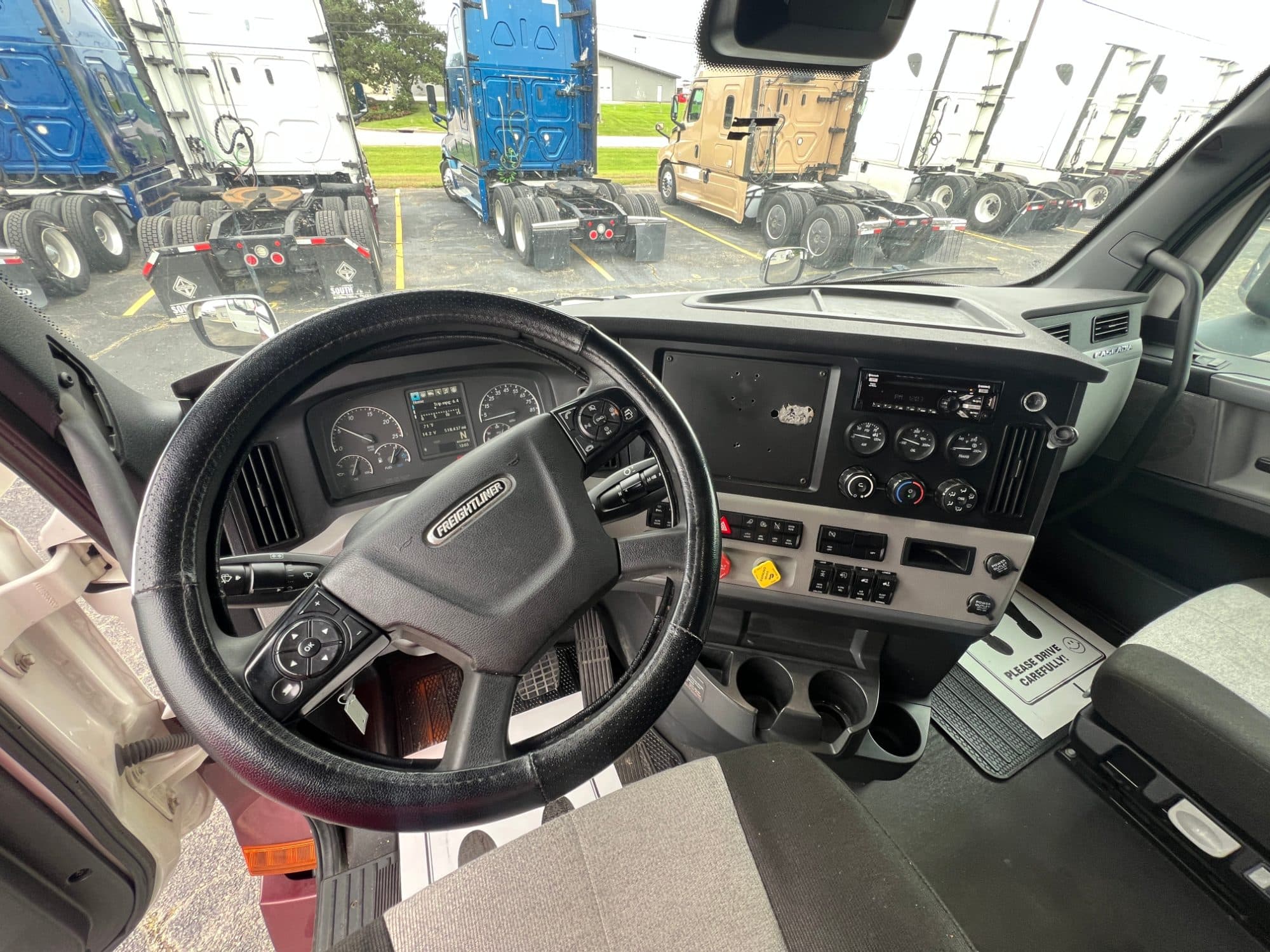 2020 Freightliner Cascadia 126