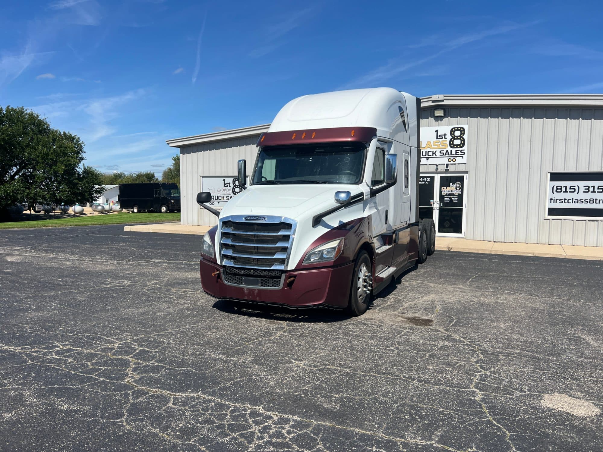 2020 Freightliner Cascadia 126