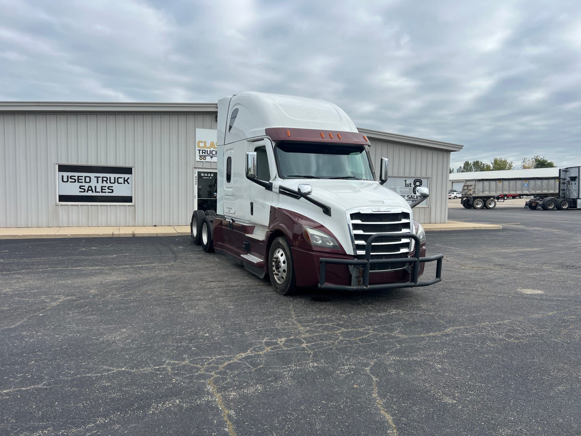 2020 Freightliner Cascadia 126
