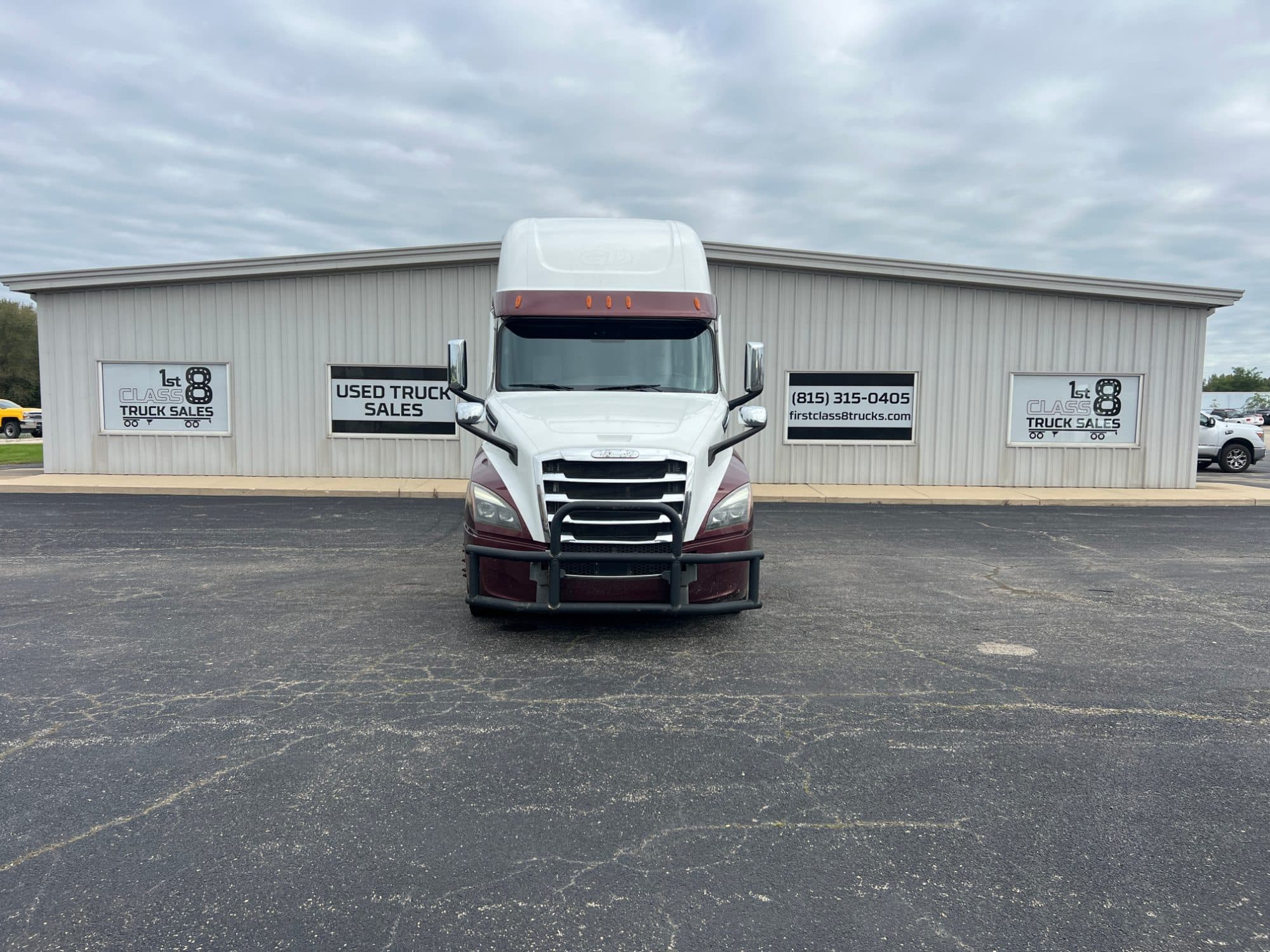 2020 Freightliner Cascadia 126