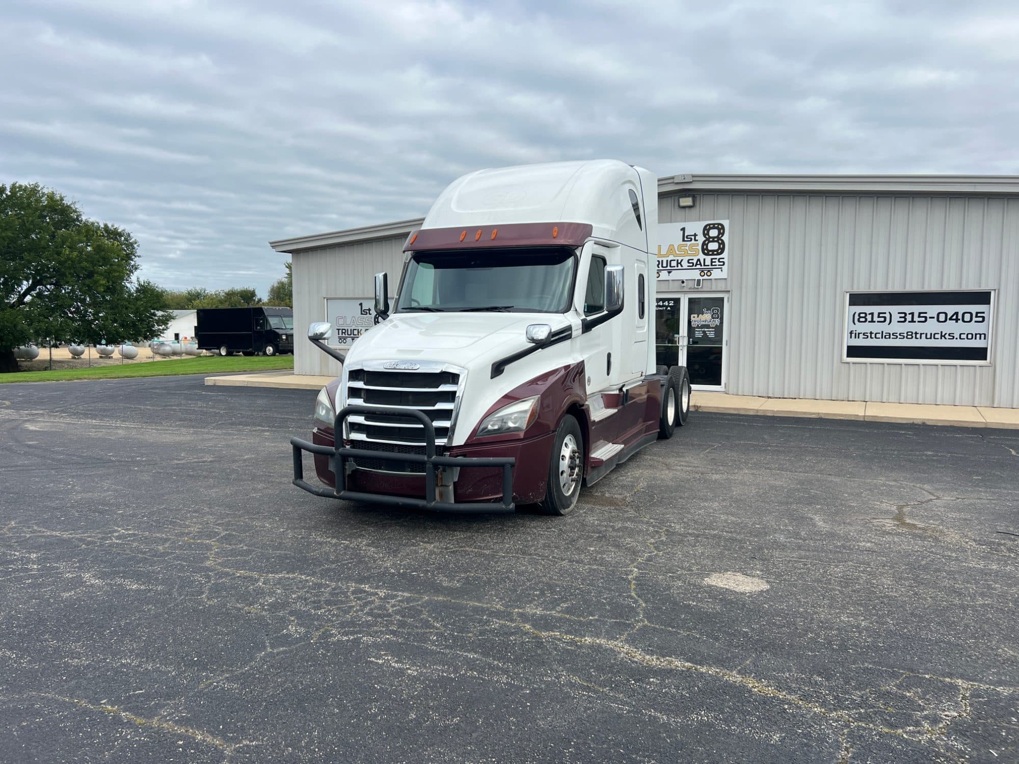 2020 Freightliner Cascadia 126