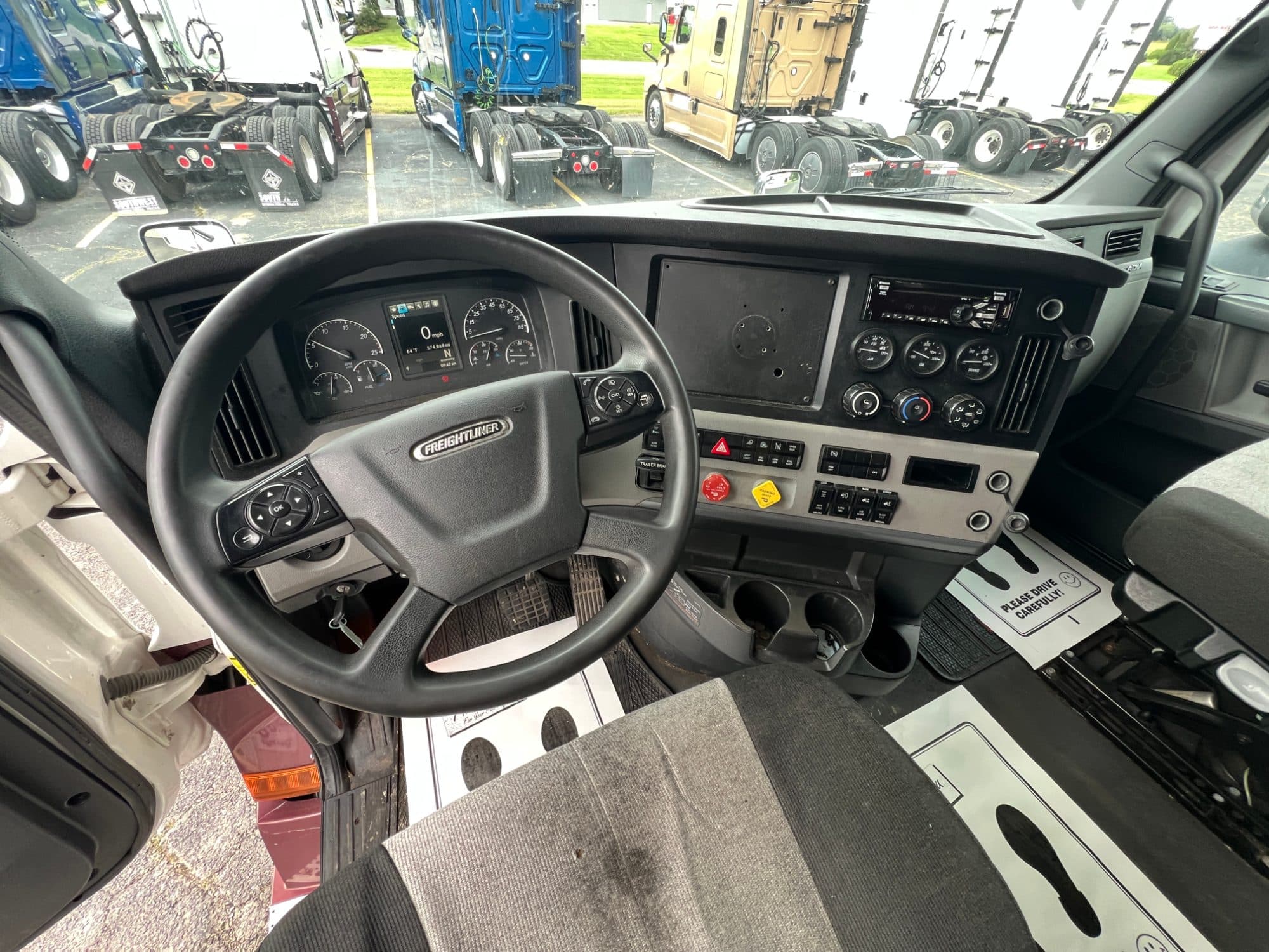 2020 Freightliner Cascadia 126