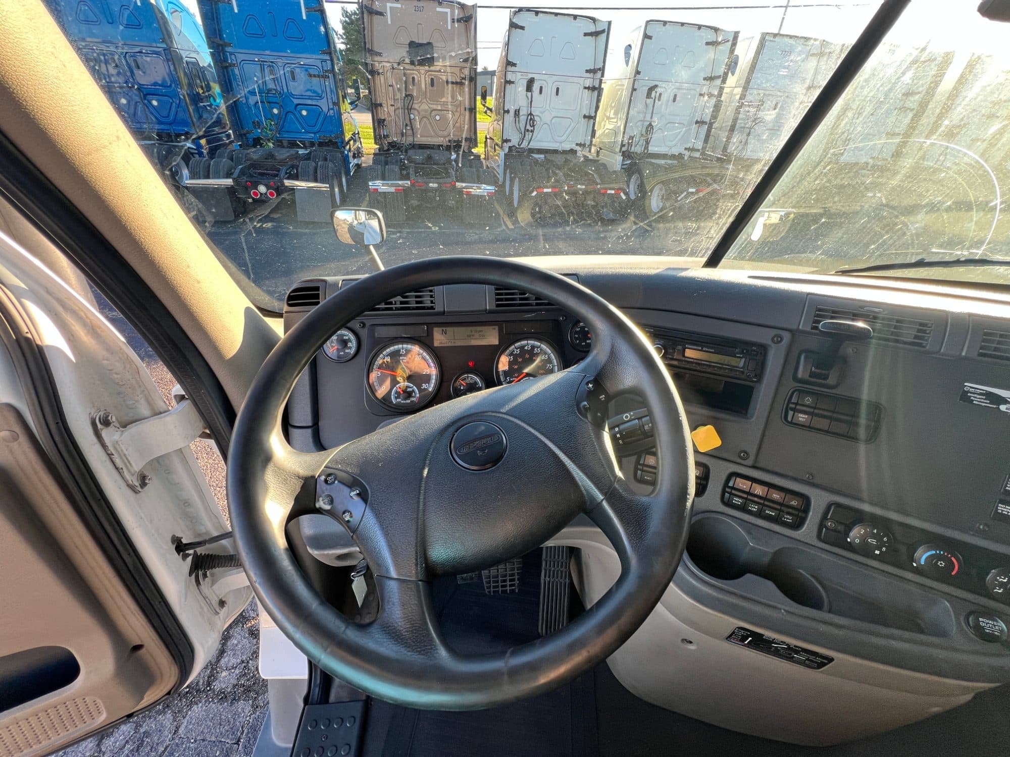 2017 Freightliner Cascadia 125